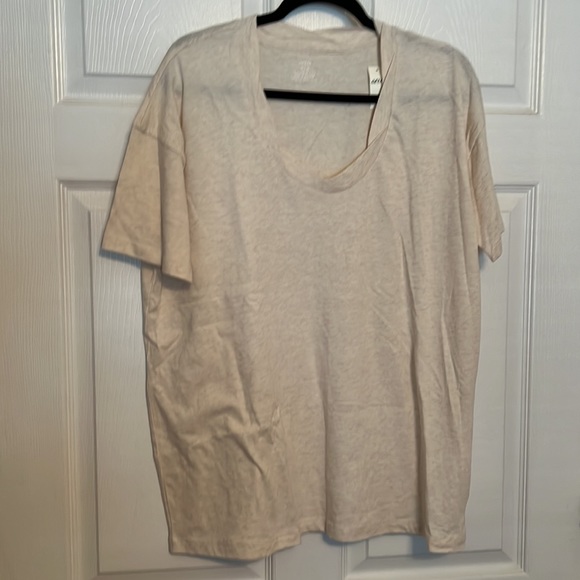Aerie Size M 100% Cotton T-Shirt Beige Short Sleeves  Machine Wash Cold, Dry Low - Picture 2 of 11